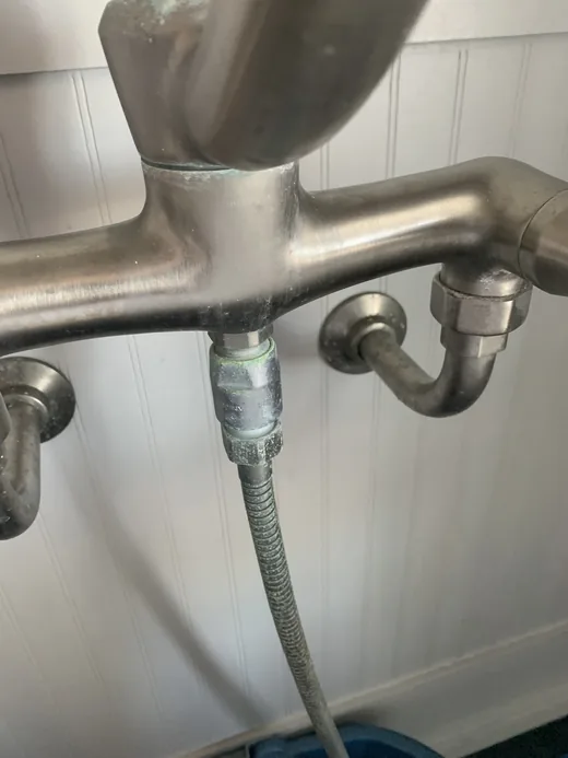 Under-sink plumbing connections